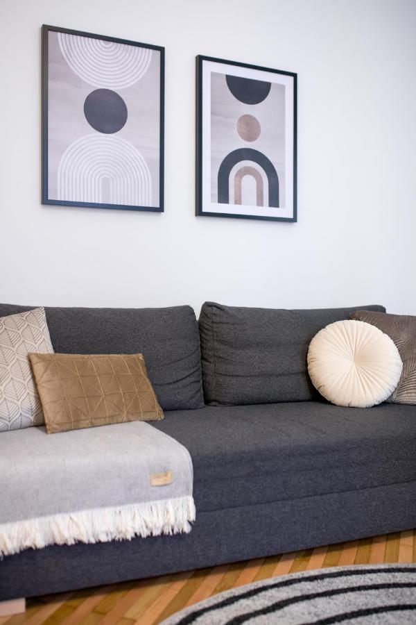 Wawelove Pilsudskiego - 3 Bedroom Apt. With Balcony And Free Parking! Krakow Ngoại thất bức ảnh