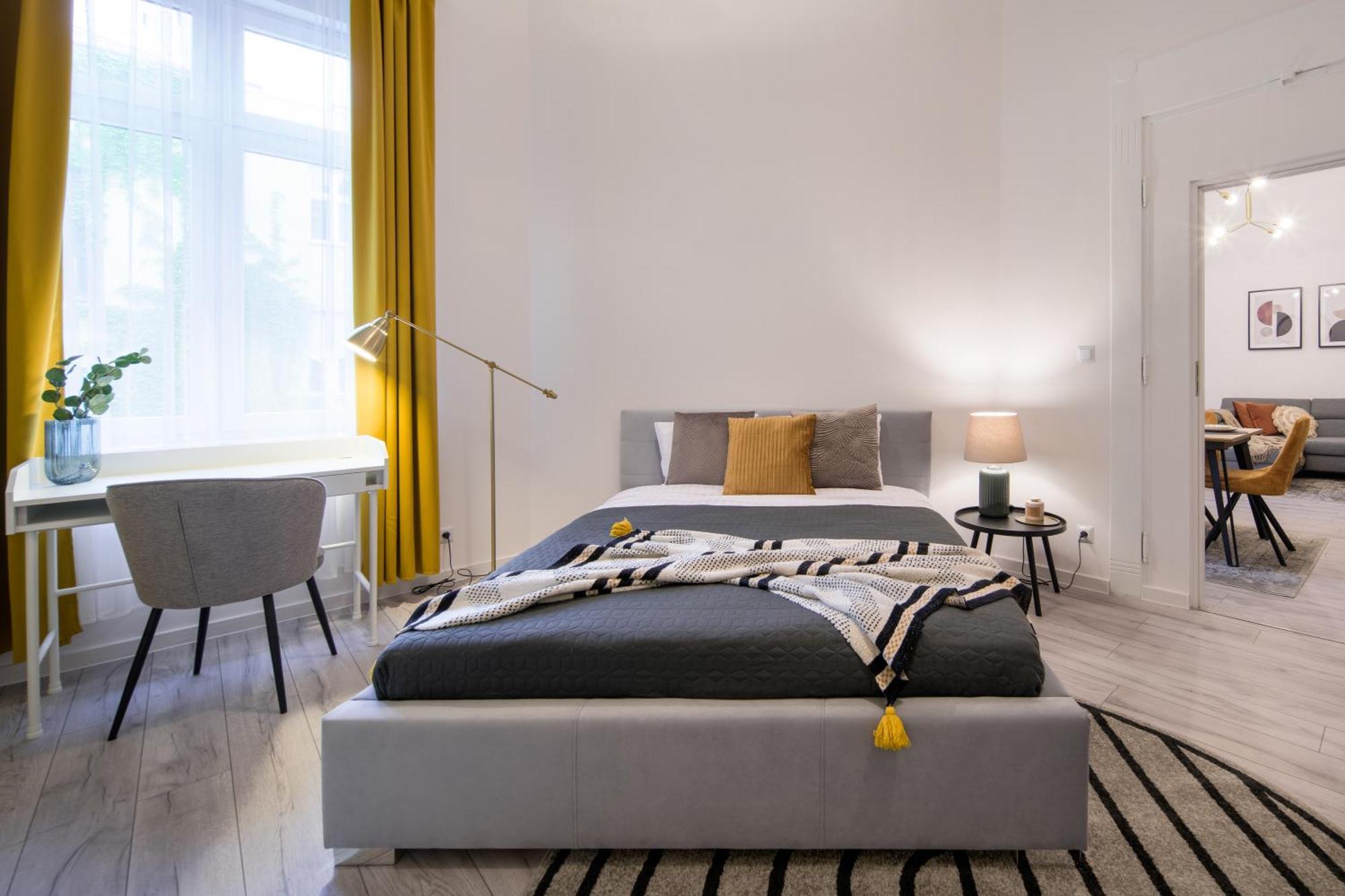 Wawelove Pilsudskiego - 3 Bedroom Apt. With Balcony And Free Parking! Krakow Ngoại thất bức ảnh